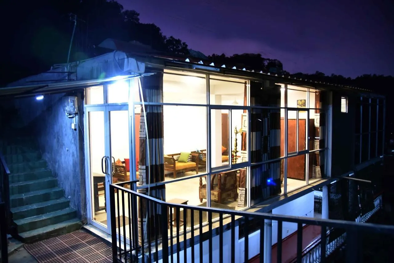 Hostel Lodge In 611 Kandy Sri Lanka