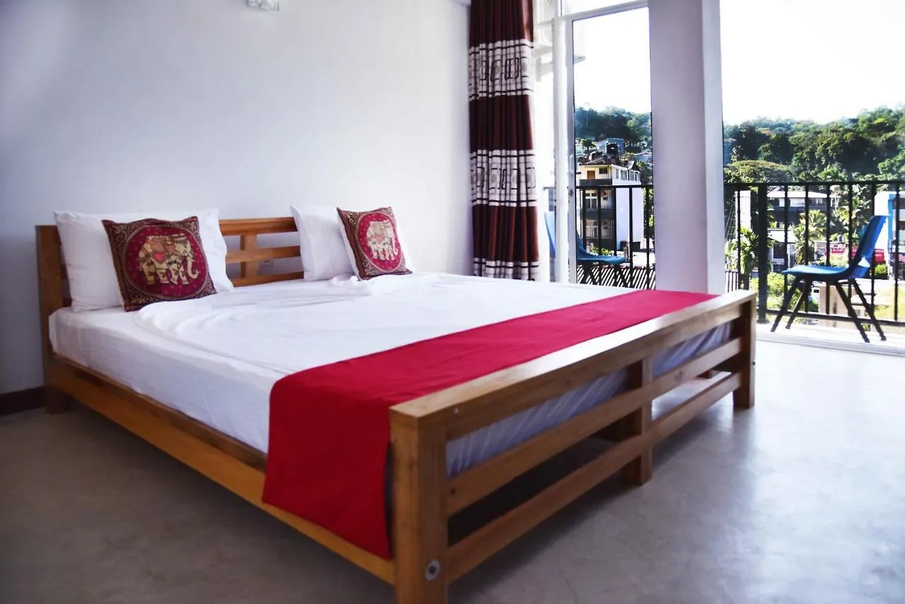 Hostel Lodge In 611 Kandy Sri Lanka