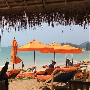 https://nautilus-right-on-the-beach.koh-lantahotels.net